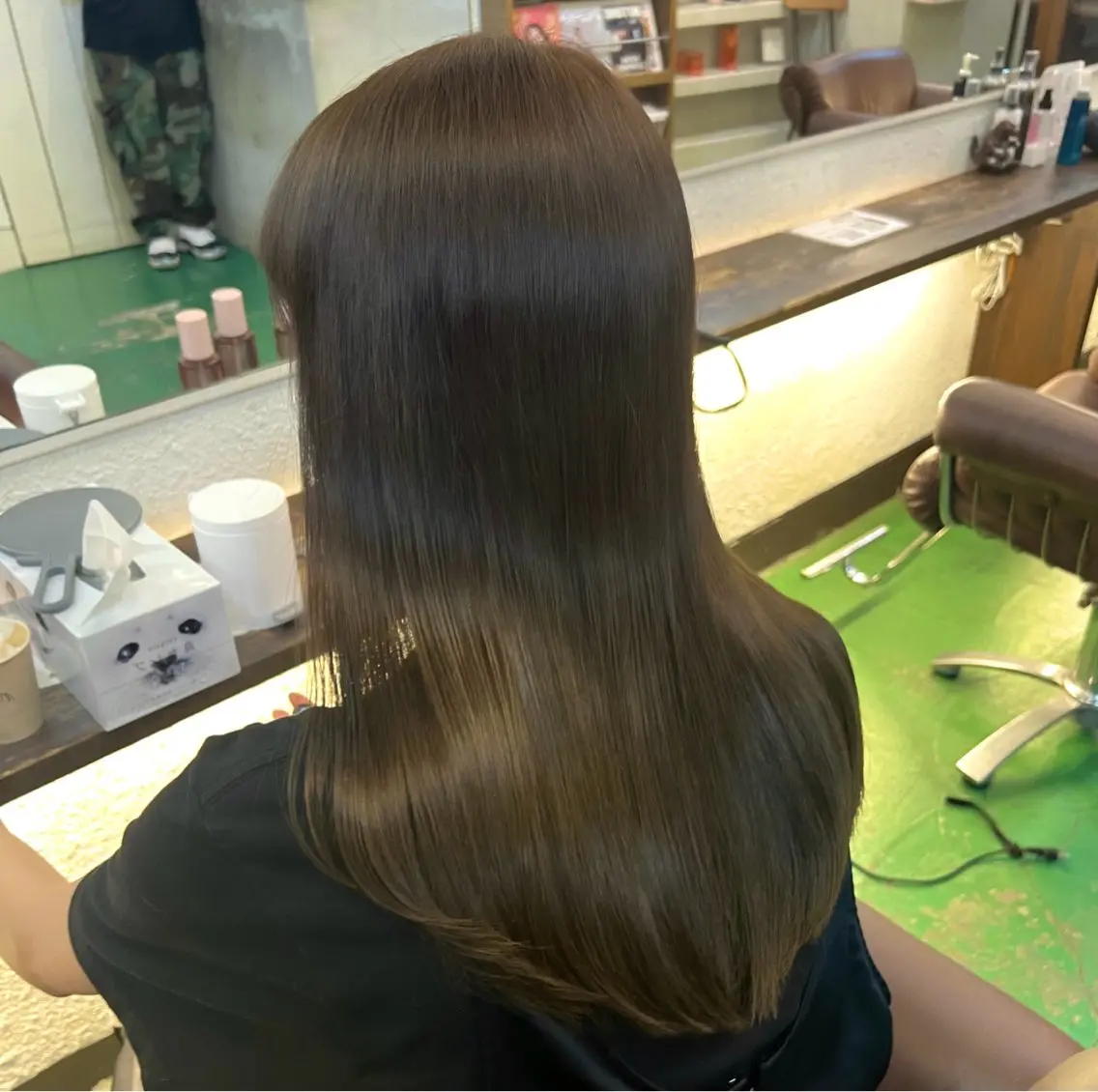 ミディアム カラー アッシュ ヘアカラー トリートメント 柔め透明感血色カラー 暖色/レイヤー/ゆいのヘアスタイル