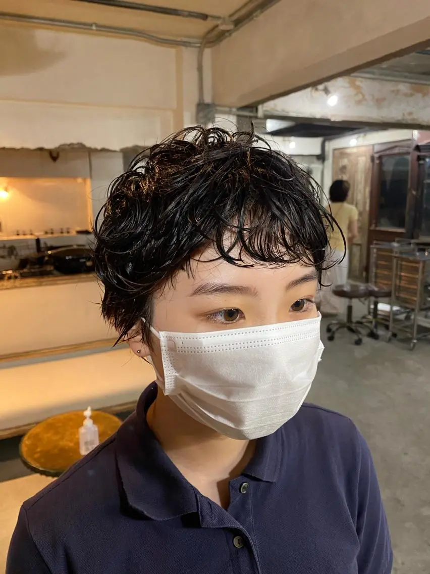 前髪のみパーマしたい人🙋‍♀️前髪カット＋前髪パーマ＋3ステップトリートメント✨の写真