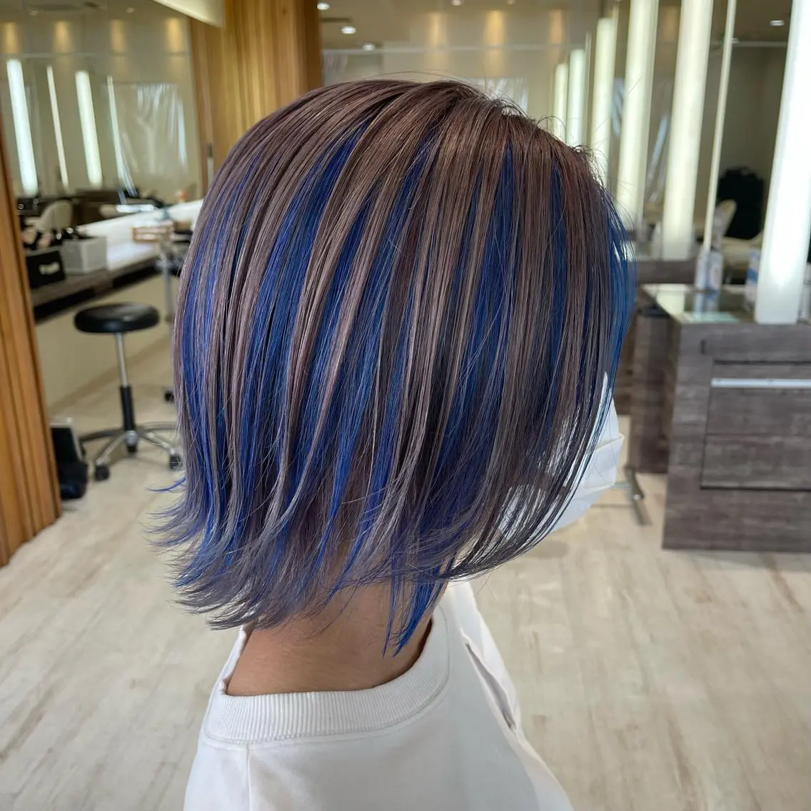 ミディアム カラー デザインカラー、艶髪 大塚 耕平のヘアスタイル