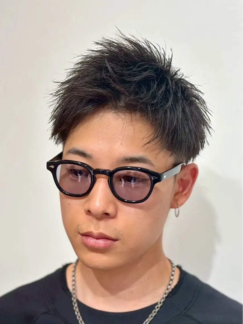ショート メンズ アップバング 金子 遥人のヘアスタイル
