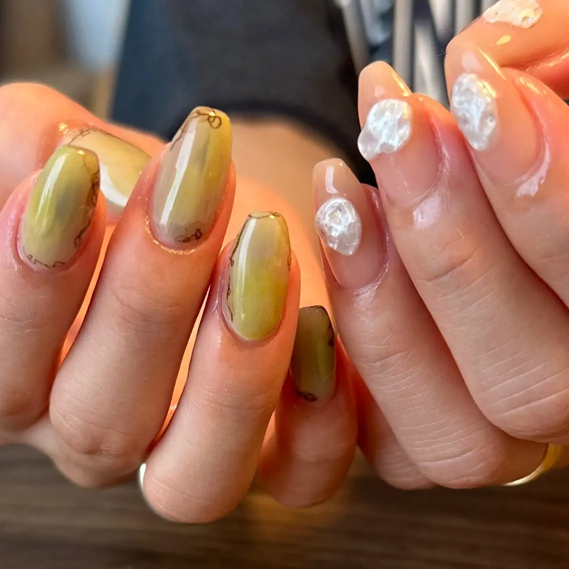 ネイル ハンドネイル mio _POHEURのネイルデザイン
