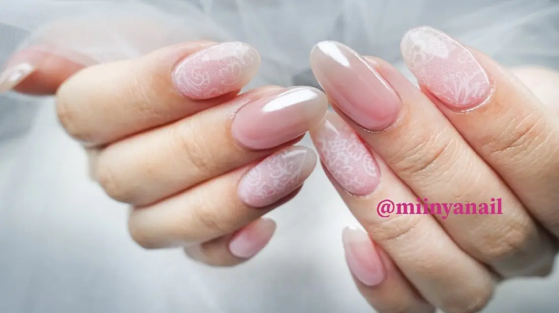 ネイル ミラーネイル miinyanail ミーニャネイルのネイルデザイン