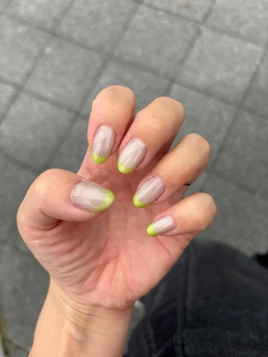 ネイル フレンチネイル マグネットネイル マグネットフレンチ シンプルネイル m. Yumikoのネイルデザイン