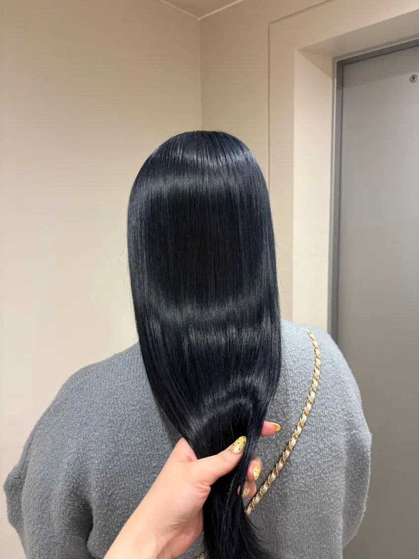 ロング カラー カット ヘアカラー トリートメント yuika .のヘアスタイル