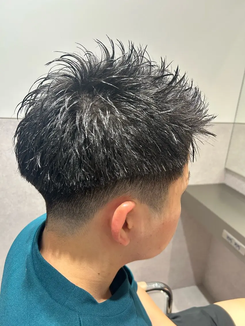 ショート メンズ スパイキーショート 刈り上げ ショートヘア 小澤 達也のヘアスタイル