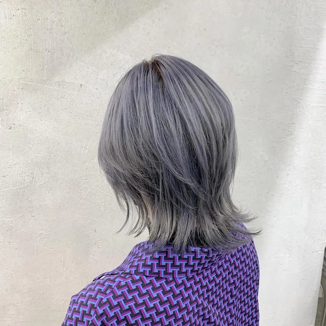 ショート ヘアカラー 及川シゲル 髪質改善講師のヘアスタイル