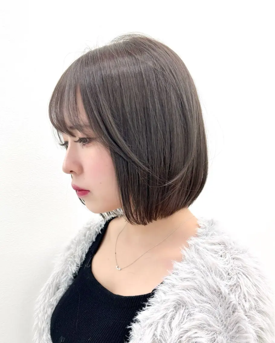 ショート カラー ヘアアレンジ カット トリートメント ヘアセット 縮毛矯正🤍 ボブ/ HIKARIのヘアスタイル