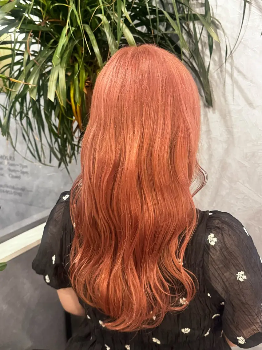 セミロング ヘアカラー 佐藤 りんのヘアスタイル