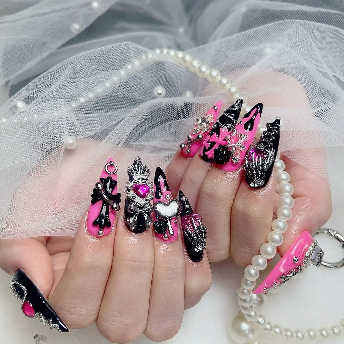 ネイル チークネイル 韓国ネイル マグネットネイル 持ち込み スカルプネイル ハンドネイル Chiin Nailのネイルデザイン