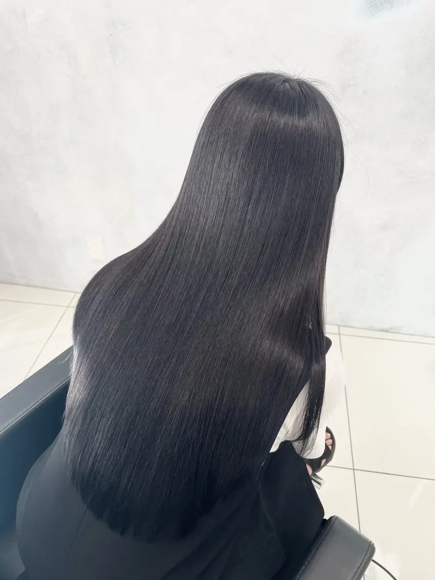 ロング ✨髪質改善✨美髪 矯正🫧小泉のヘアスタイル