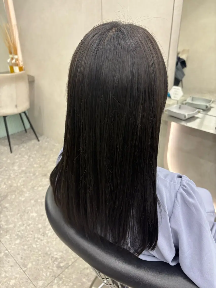 セミロング 韓国風ヘア レイヤーカット Yuta✂︎ 韓国レイヤー🪽のヘアスタイル