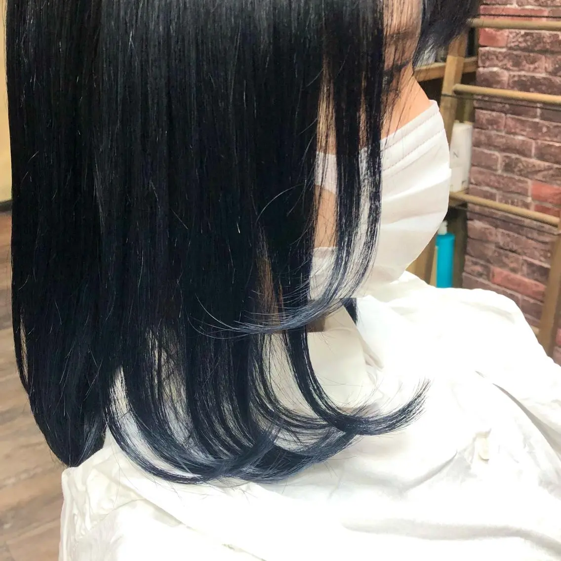 ミディアム カラー ヘアアレンジ 黒髪 ブルーカラー ブルーブラック 学割有り/清楚/韓国 風/レイヤー/拓朗のヘアスタイル