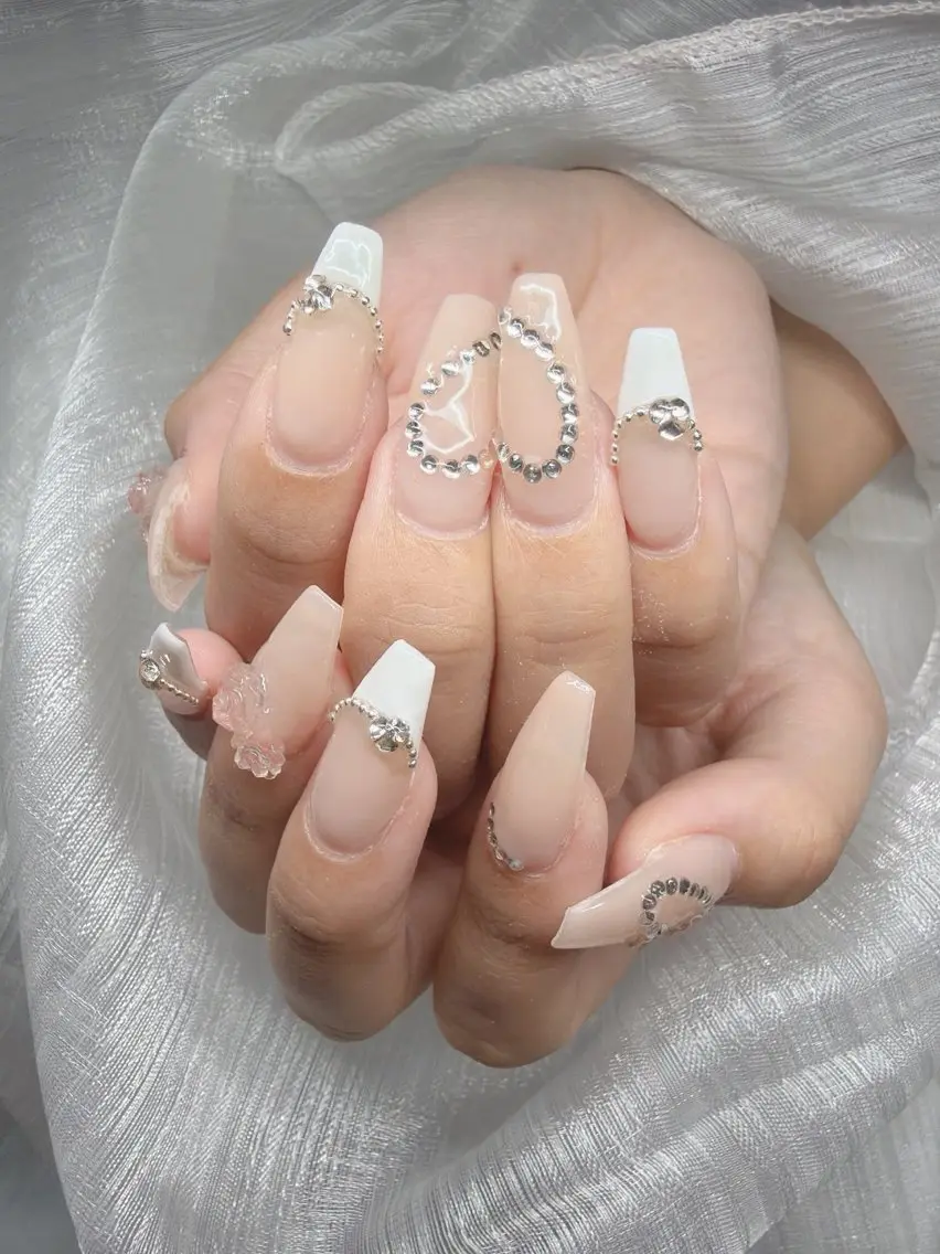 ネイル ハンドネイル Lee Nailsのネイルデザイン