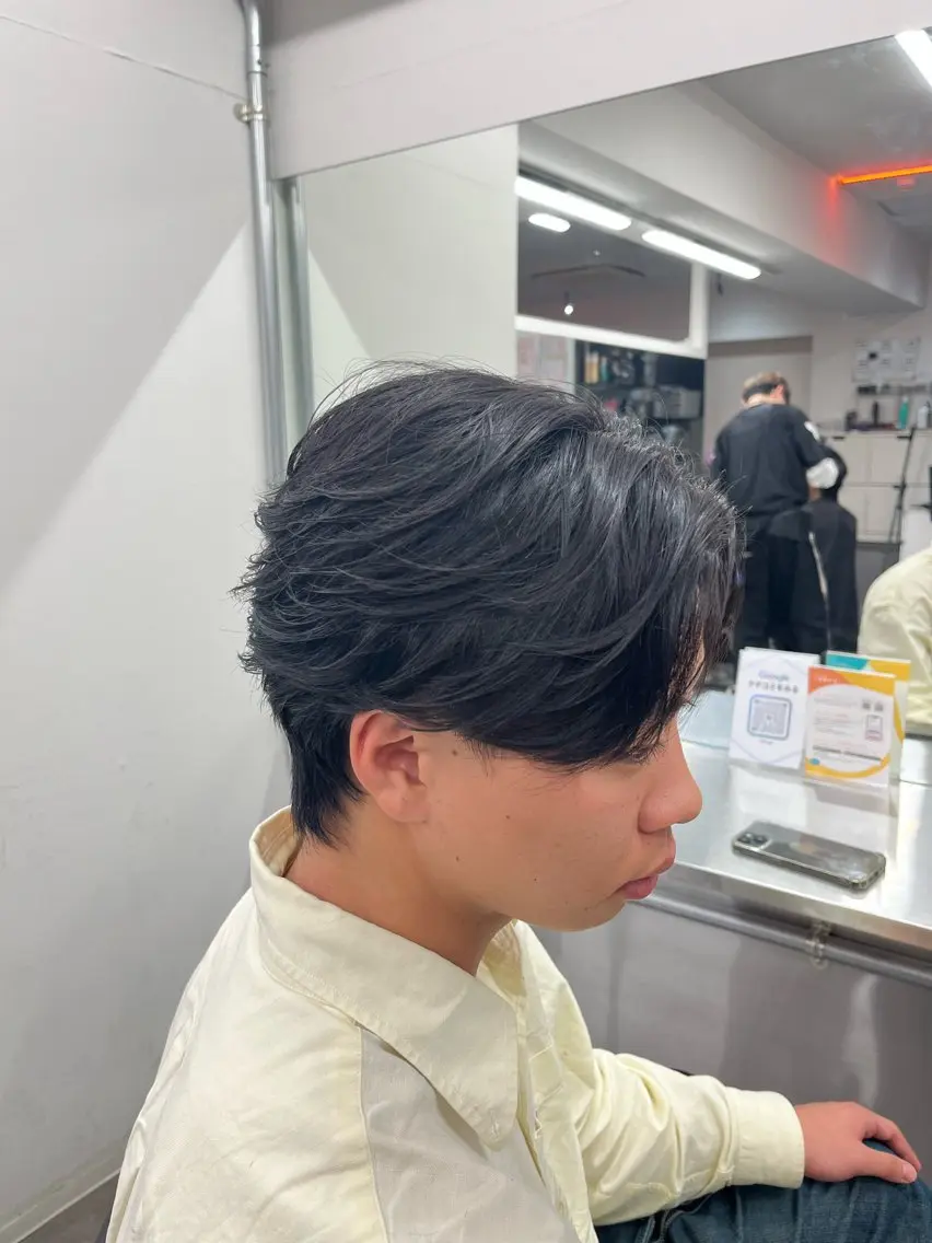 パーマ メンズ フェザーパーマ メンズパーマ ニュアンスパーマ カット パーマ 【毎朝セット3分】 メンズパーマ　真人のヘアスタイル