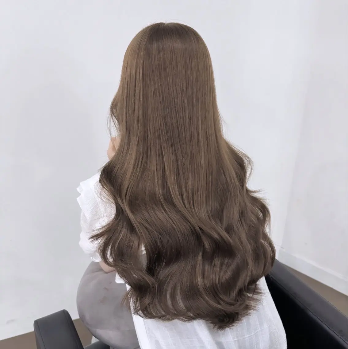 ロング ボブ くびれヘア 髪質改善 韓国風ヘア レイヤーカット 【ioe岡本】🐶 向井歩のヘアスタイル