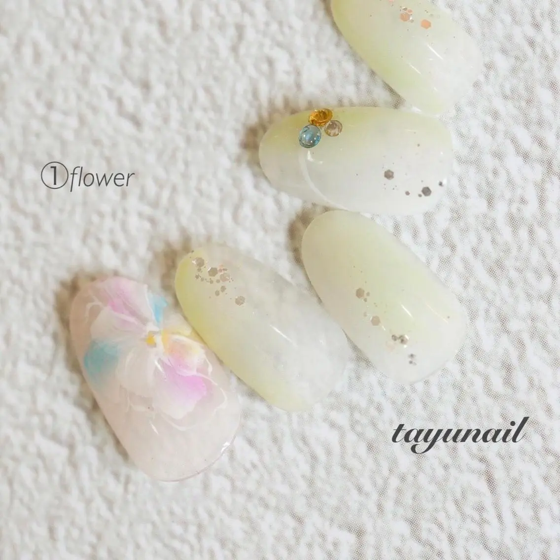ネイル アートネイル ブルー フラワーネイル ジェルネイル ワンカラーネイル ネイルサロン 【たゆnail】のネイルデザイン