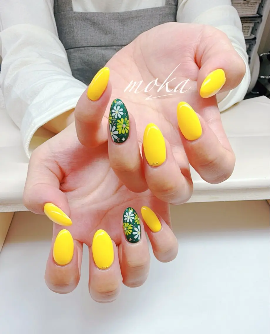 ネイル ハンドネイル ハンドケア 胡蝶蘭レディースサロ ンNailMOKAのネイルデザイン