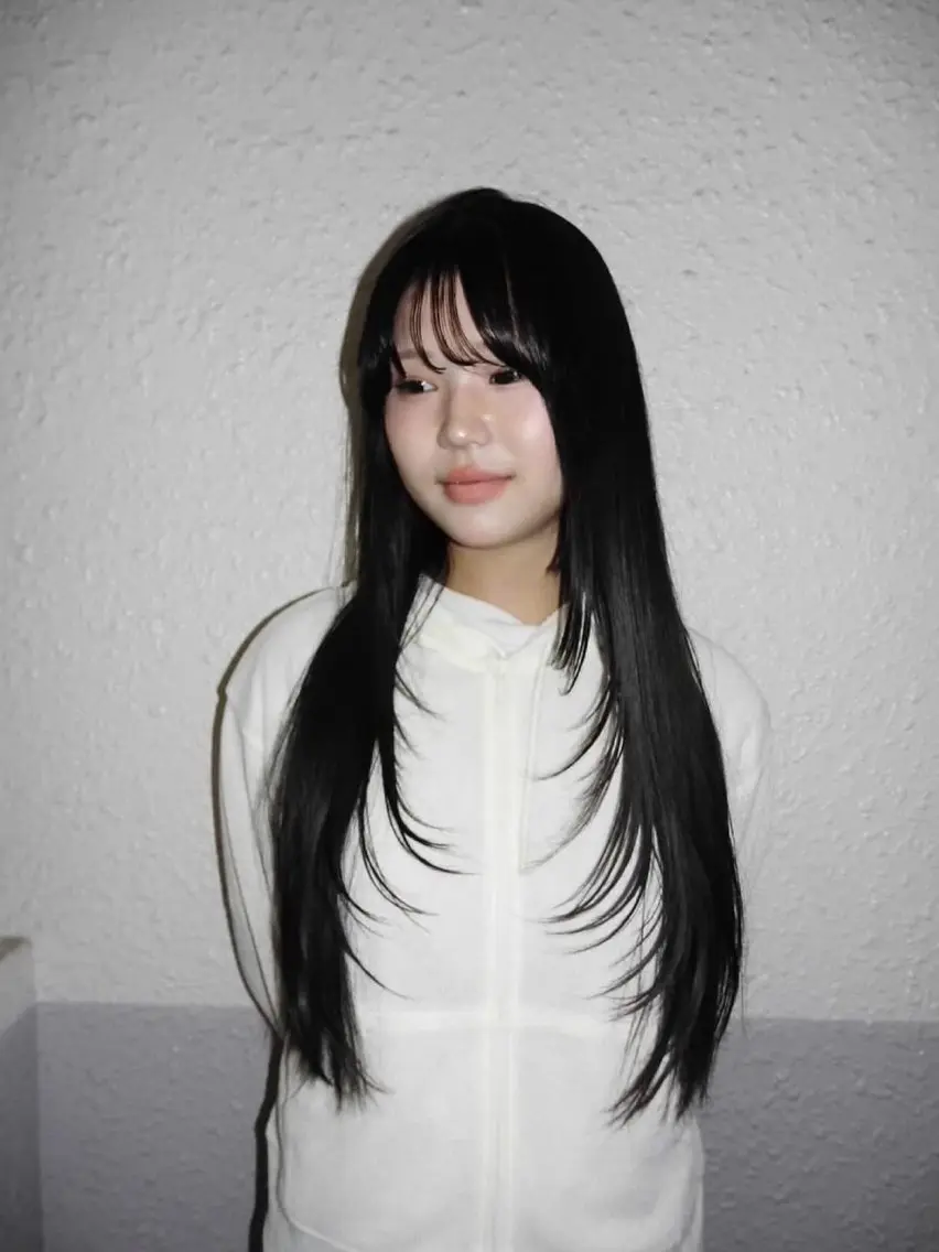 ロング ヘアカラー 小林 遥のヘアスタイル