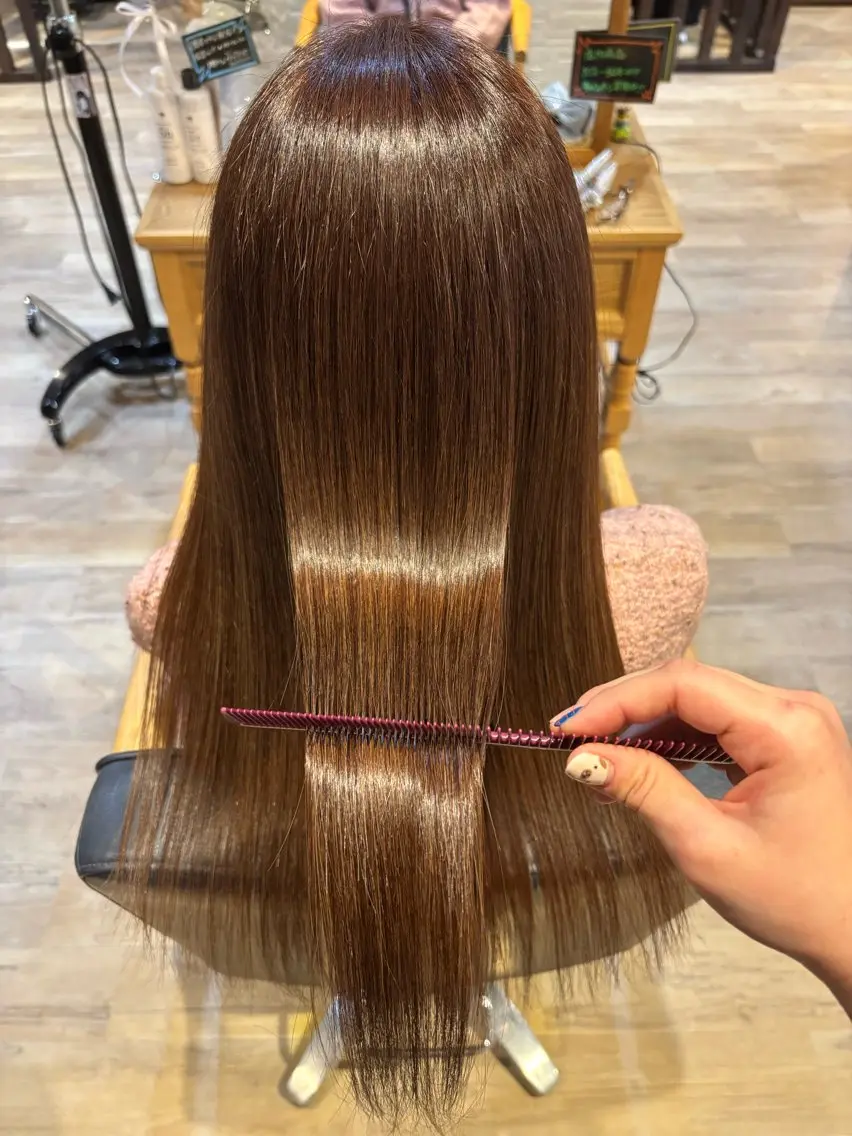 ロング トリートメント 渡辺 桃花のヘアスタイル