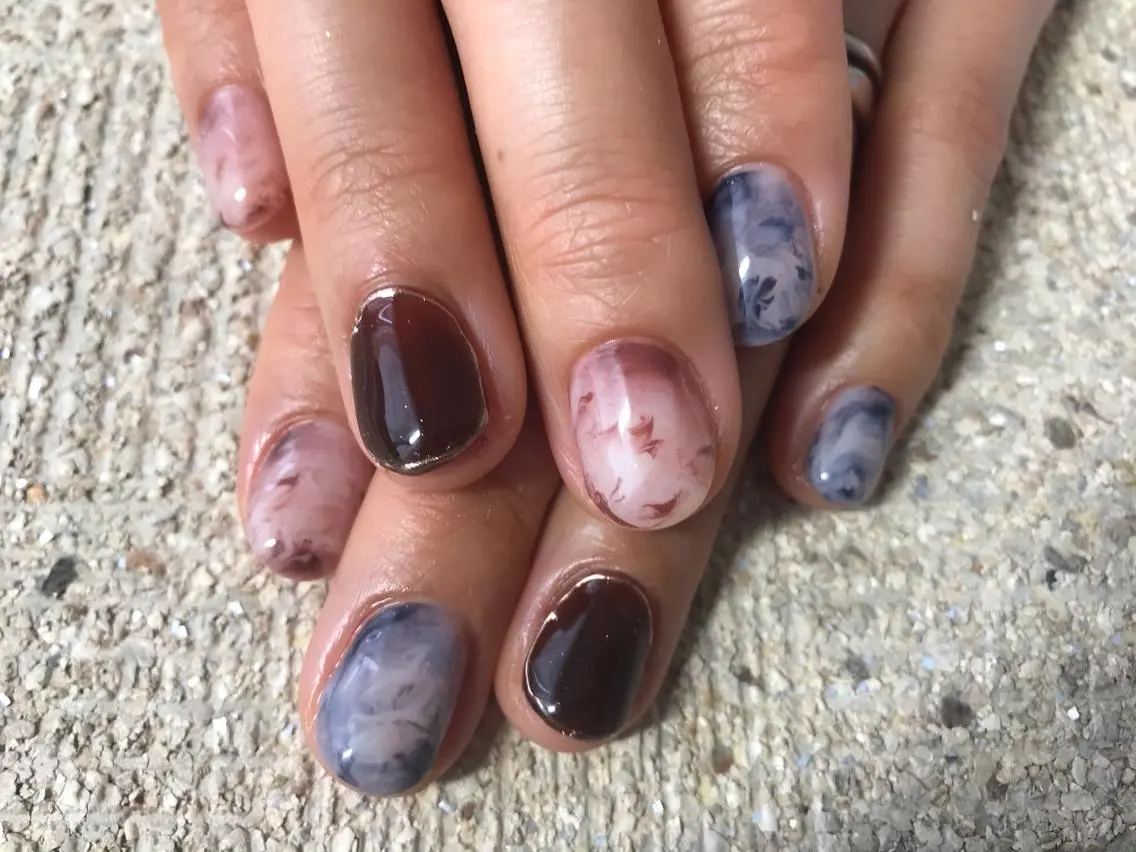 ネイル 大理石ネイル(マーブル) ミラーネイル ニュアンスネイル Nailist Missaのネイルデザイン