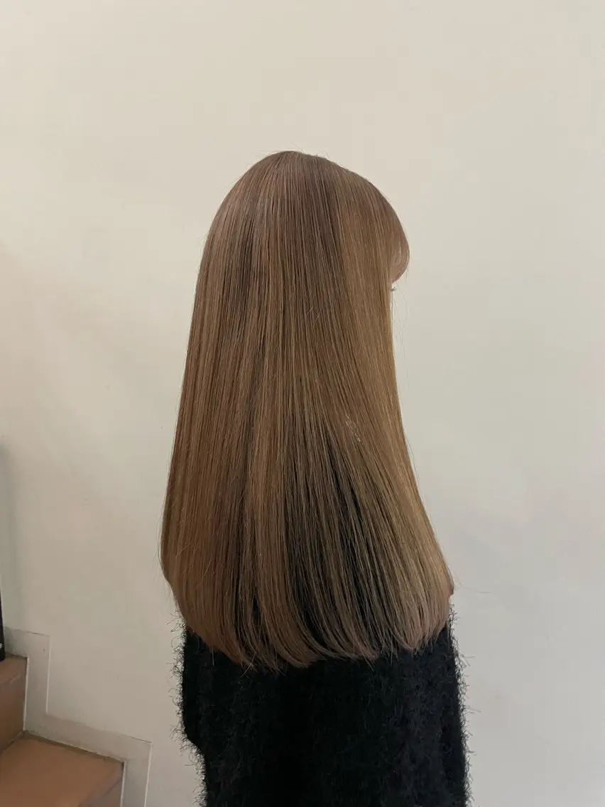 ロング ヘアカラー ブリーチなしダブル ブリーチカラー優海のヘアスタイル