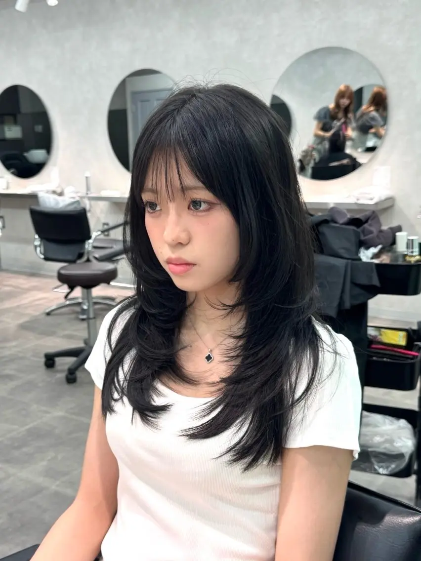 セミロング カラー カット ヘアカラー 韓国特化🇰🇷千葉 /レイヤーカット竜生のヘアスタイル
