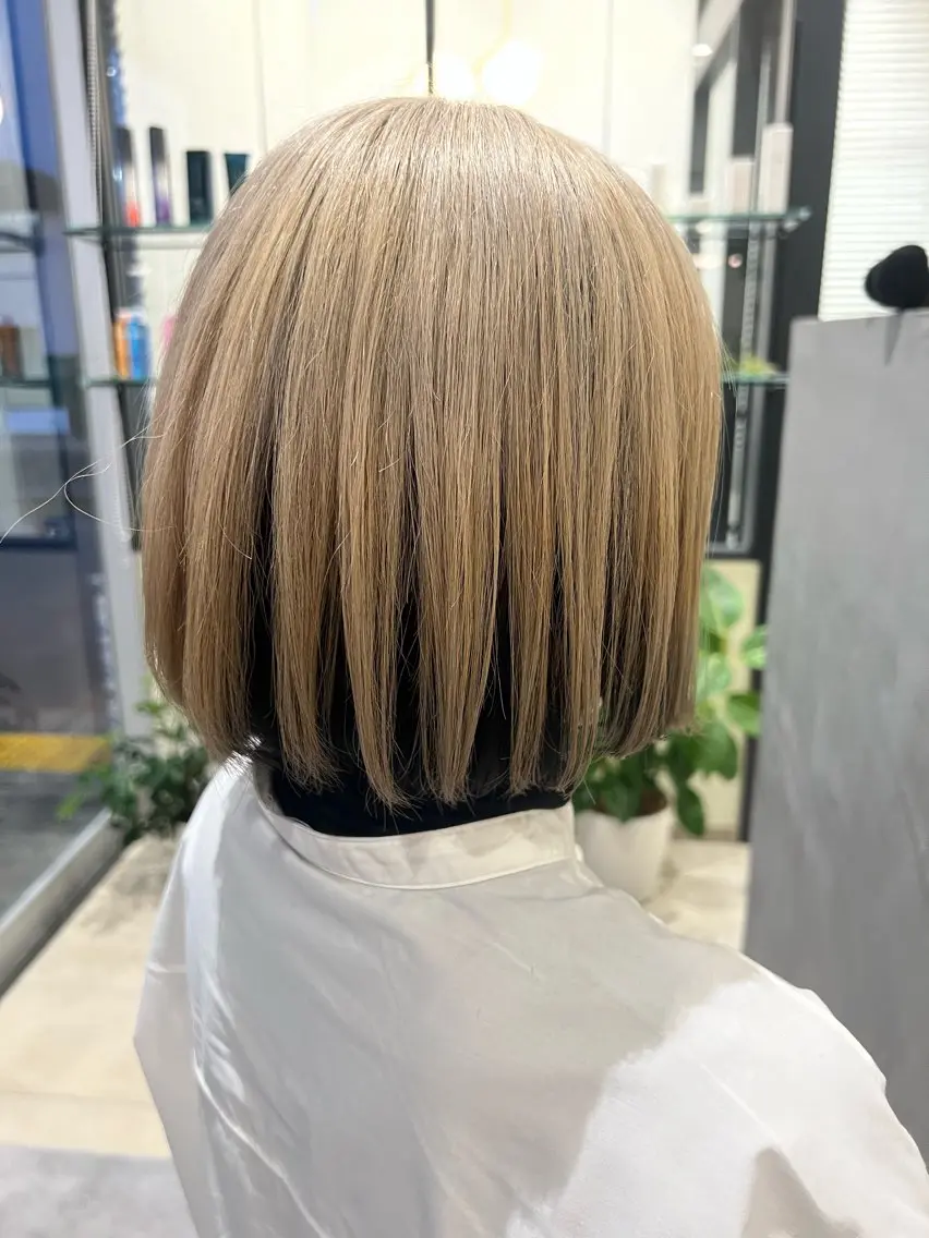 ショート カラー カット ヘアカラー トリートメント 髪質改善 すずきひじりのヘアスタイル