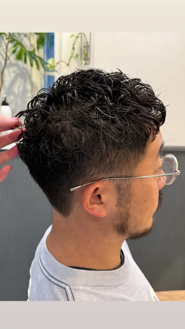 ショート メンズ メンズパーマ こもり なおやのヘアスタイル