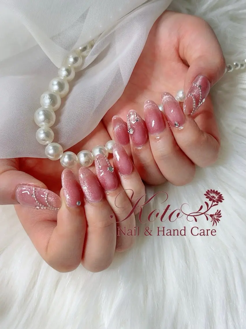 ネイル 長さ出し ジェルネイル 持ち込み ニュアンスネイル 赤色 ハンドネイル Nail Salon KOTOのネイルデザイン