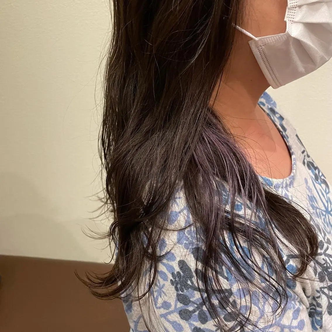 ロング カラー ブリーチ グレージュ インナーカラー パープルカラー 𓂃megu‪𓂃 森野めぐみのヘアスタイル