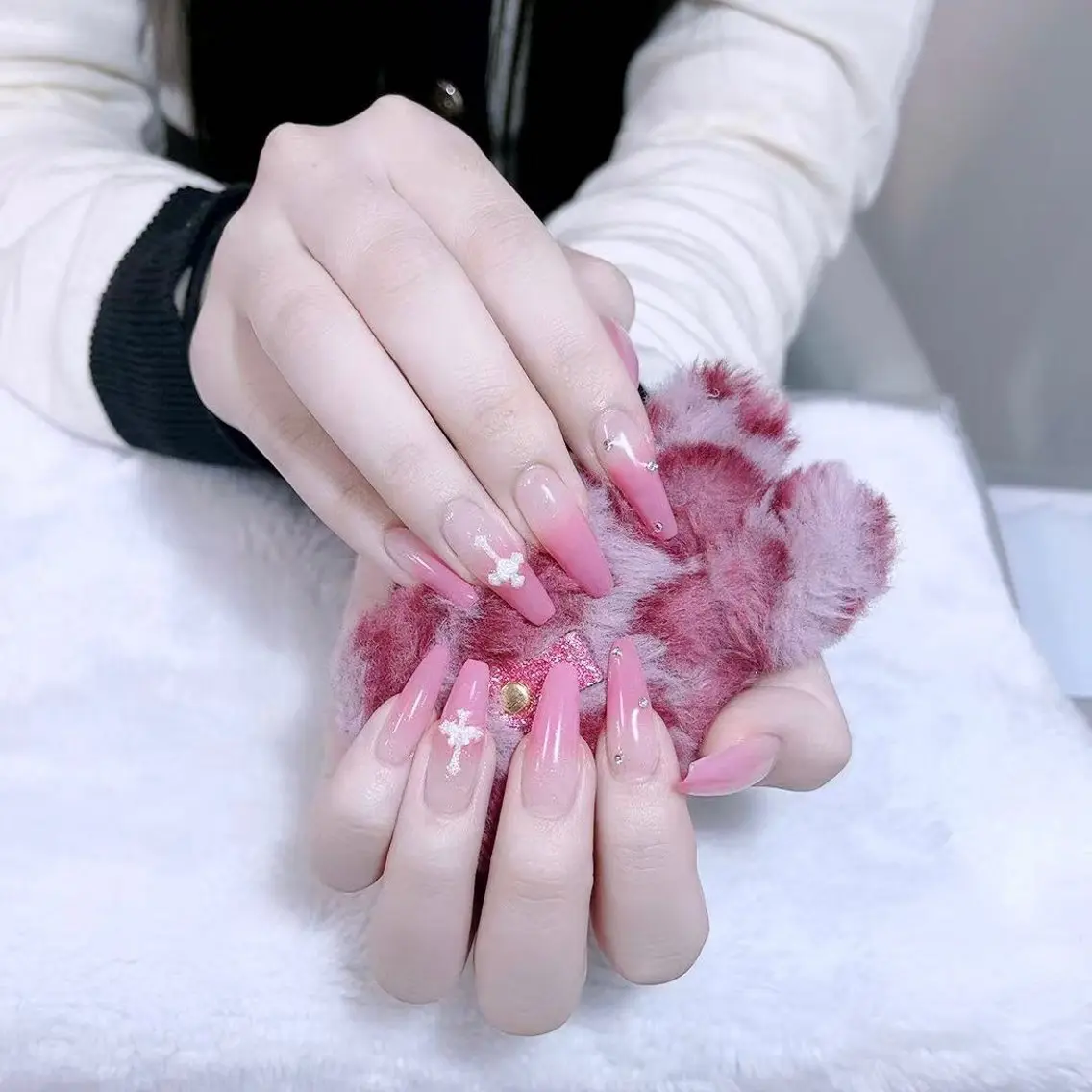 ネイル ピンク Amina nail salonのネイルデザイン