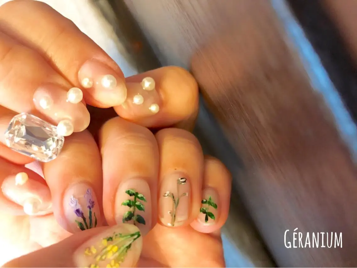 ネイル アートネイル ハンドネイル GéRanium Harukaのネイルデザイン