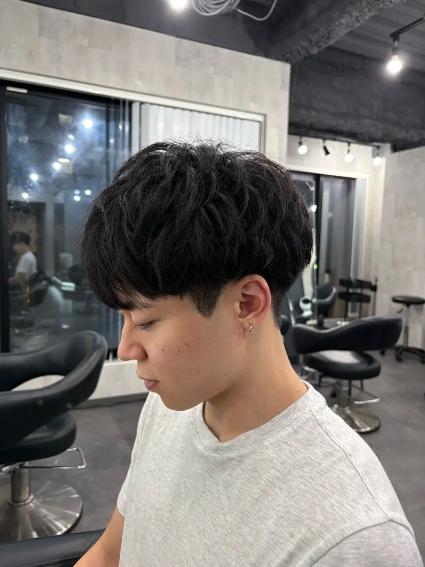 ショート 山下 新士のヘアスタイル