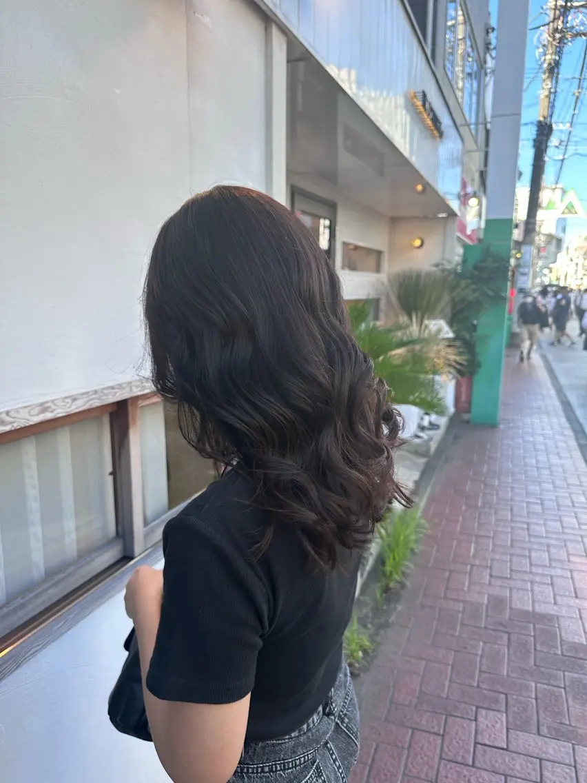 ミディアム Flor 上大岡 🌱山本一葉🌱のヘアスタイル