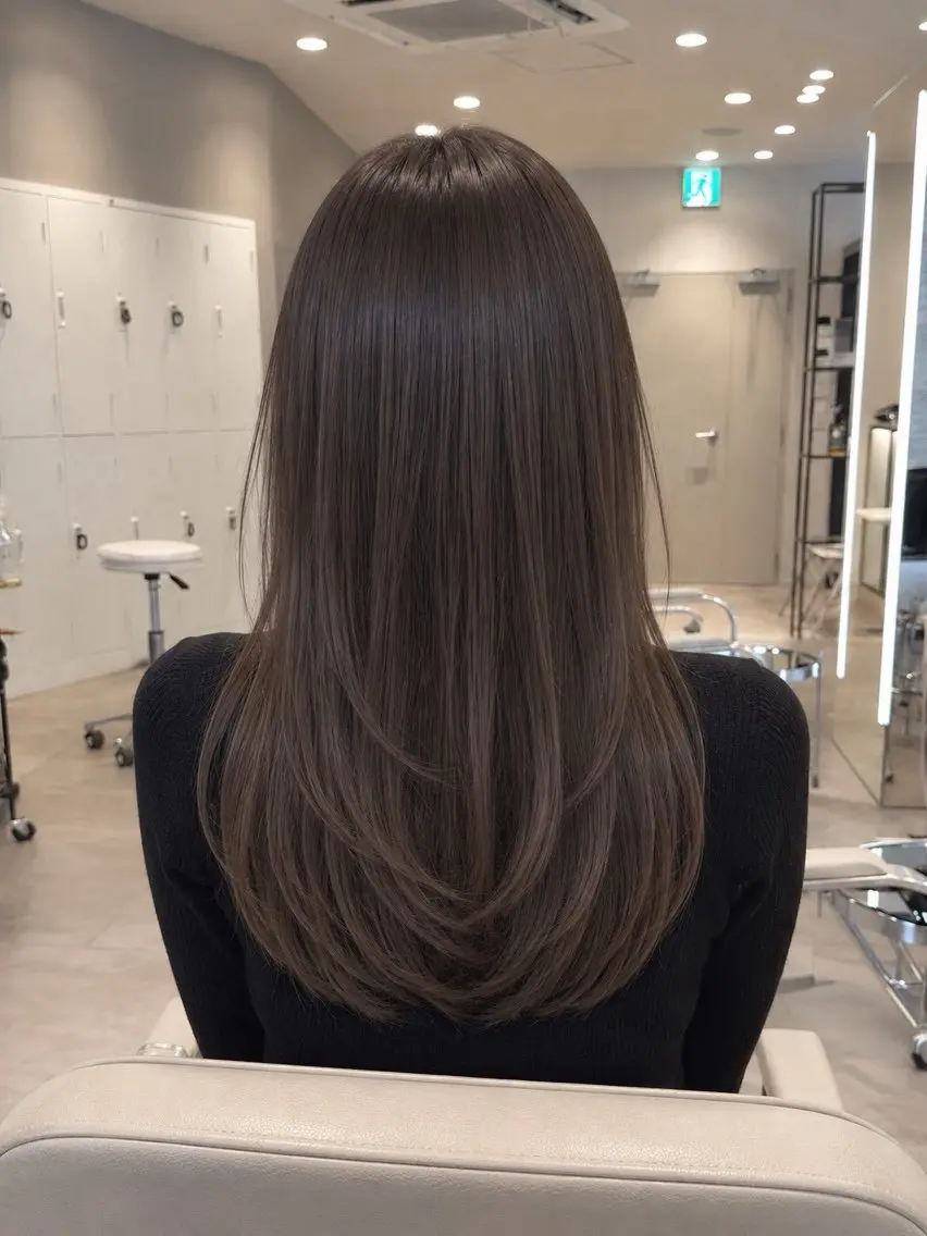 ロング 渡辺 麻衣のヘアスタイル