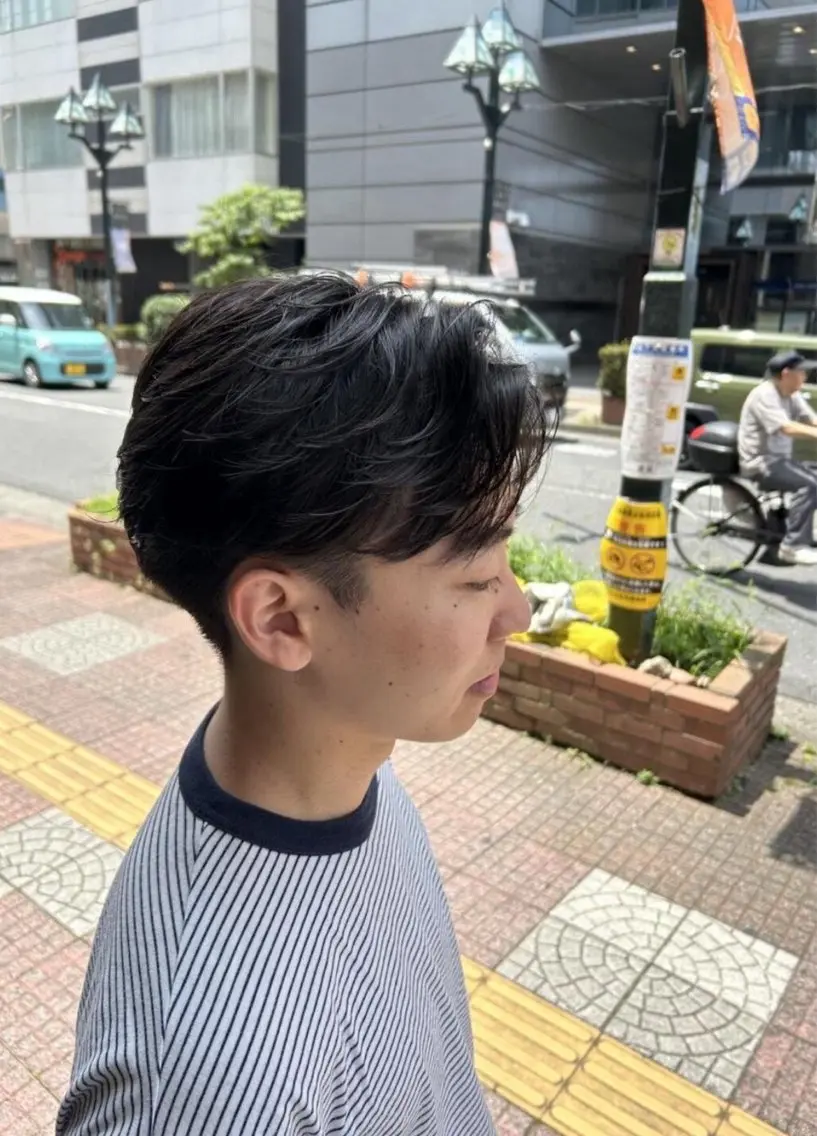パーマ メンズ メンズパーマ ニュアンスパーマ カット トリートメント ナルミ ケイスケのヘアスタイル