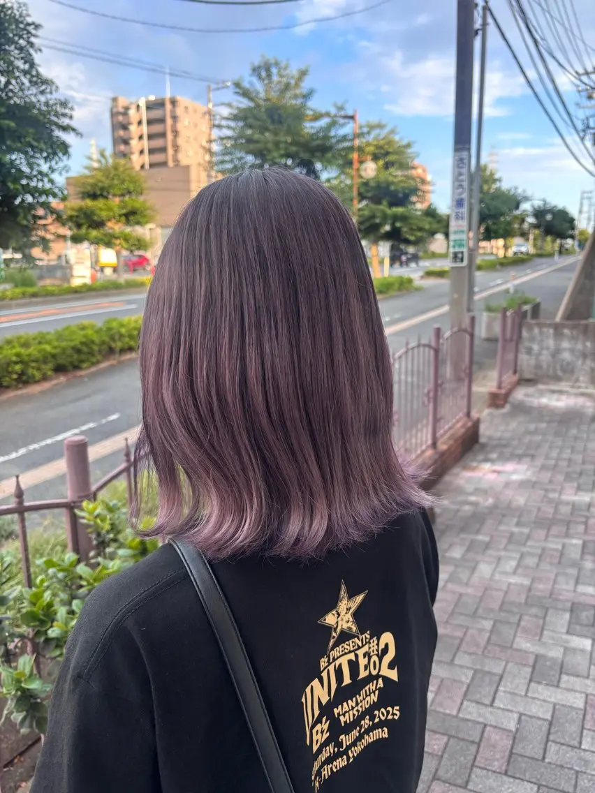 ミディアム カラー ブリーチ パープルカラー カット ヘアカラー 関根 菜帆のヘアスタイル