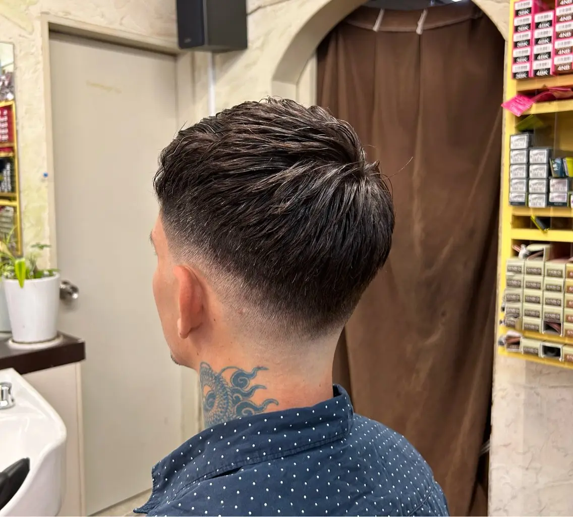 ショート メンズ フェードカット 新宿メンズカット✂︎ 能戸蒼生💈のヘアスタイル