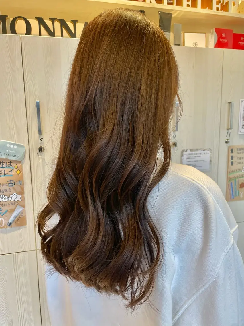 ロング カラー パーマ ヤマグチ ユキナのヘアスタイル