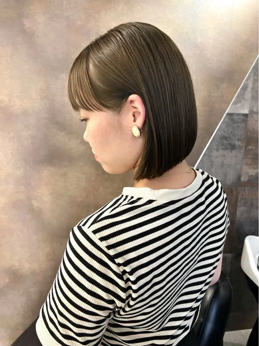 ショート カット ヘアカラー トリートメント 三輪 恭平のヘアスタイル