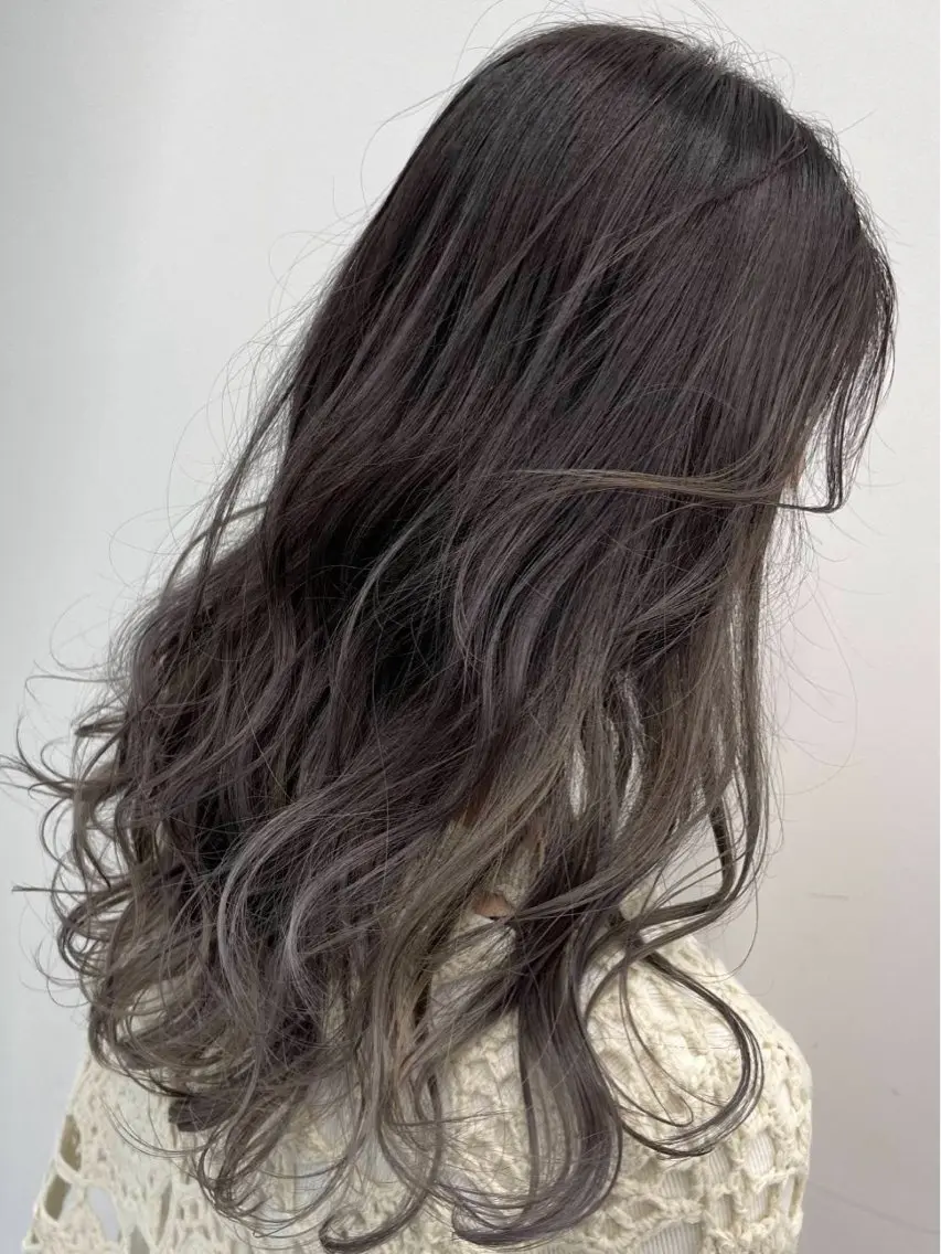 セミロング カット ヘアカラー トリートメント Cielo by Siestaのヘアスタイル