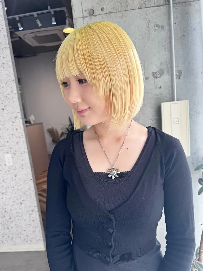 ショート カラー ベージュカラー ブリーチ ケアブリーチ ダブルカラー ハイライトカラー ヘアカラー lani ブリーチ /ダブルカラーのヘアスタイル