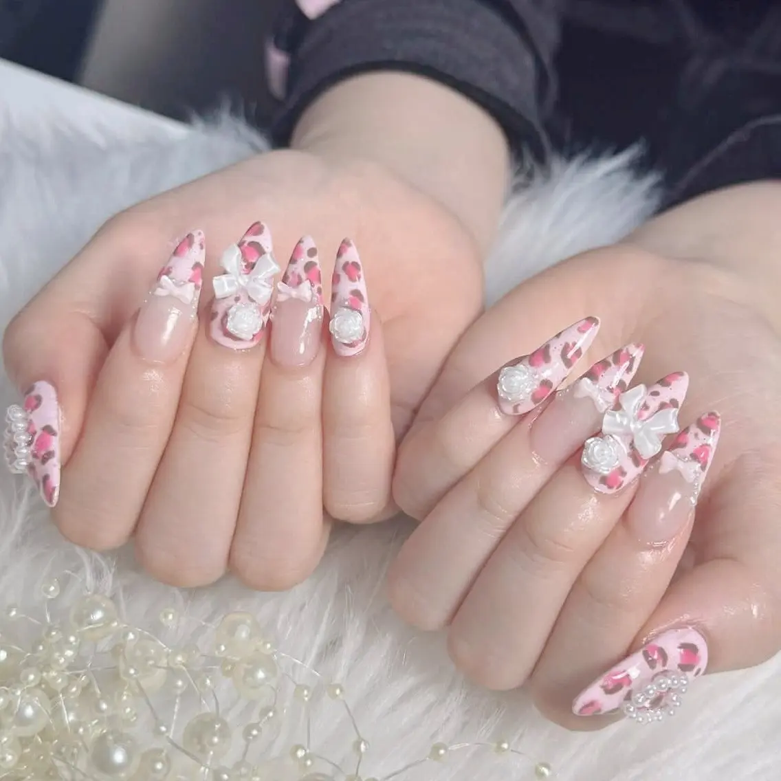 ネイル オーロラネイル クリアネイル 成人式 フラッシュネイル ジェルネイル ハンドネイル Amee Nail Salonのネイルデザイン