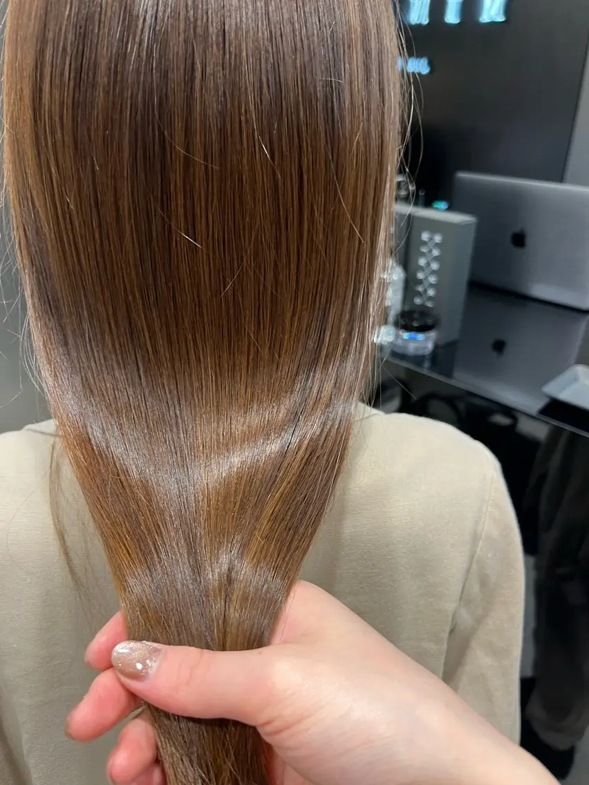 セミロング カラー ウスイマイコ カット/ケアカラーのヘアスタイル
