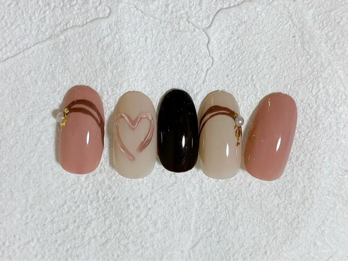 ネイル ジェルネイル メンズネイル パラジェル バレンタイン ワンホンネイル kiki nail &brow二子玉川の眉毛・アイブロウイメージ
