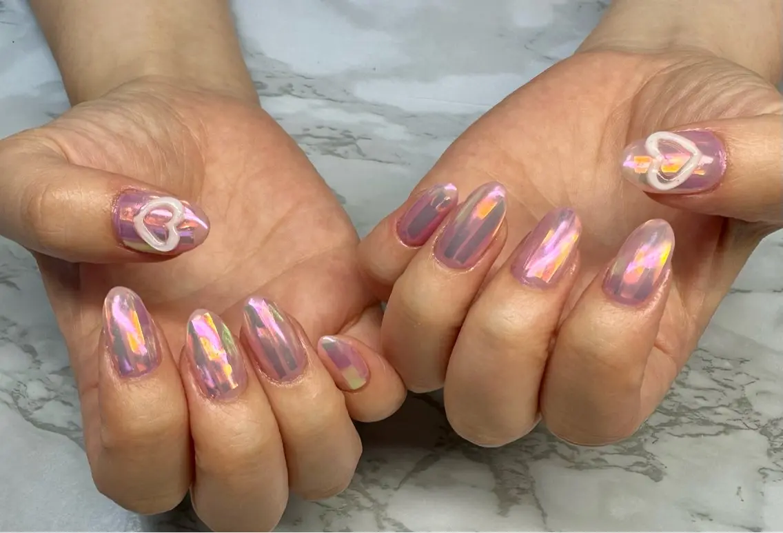 ネイル オーロラネイル ハート ピンク 夏ネイル Mai’s nailのネイルデザイン