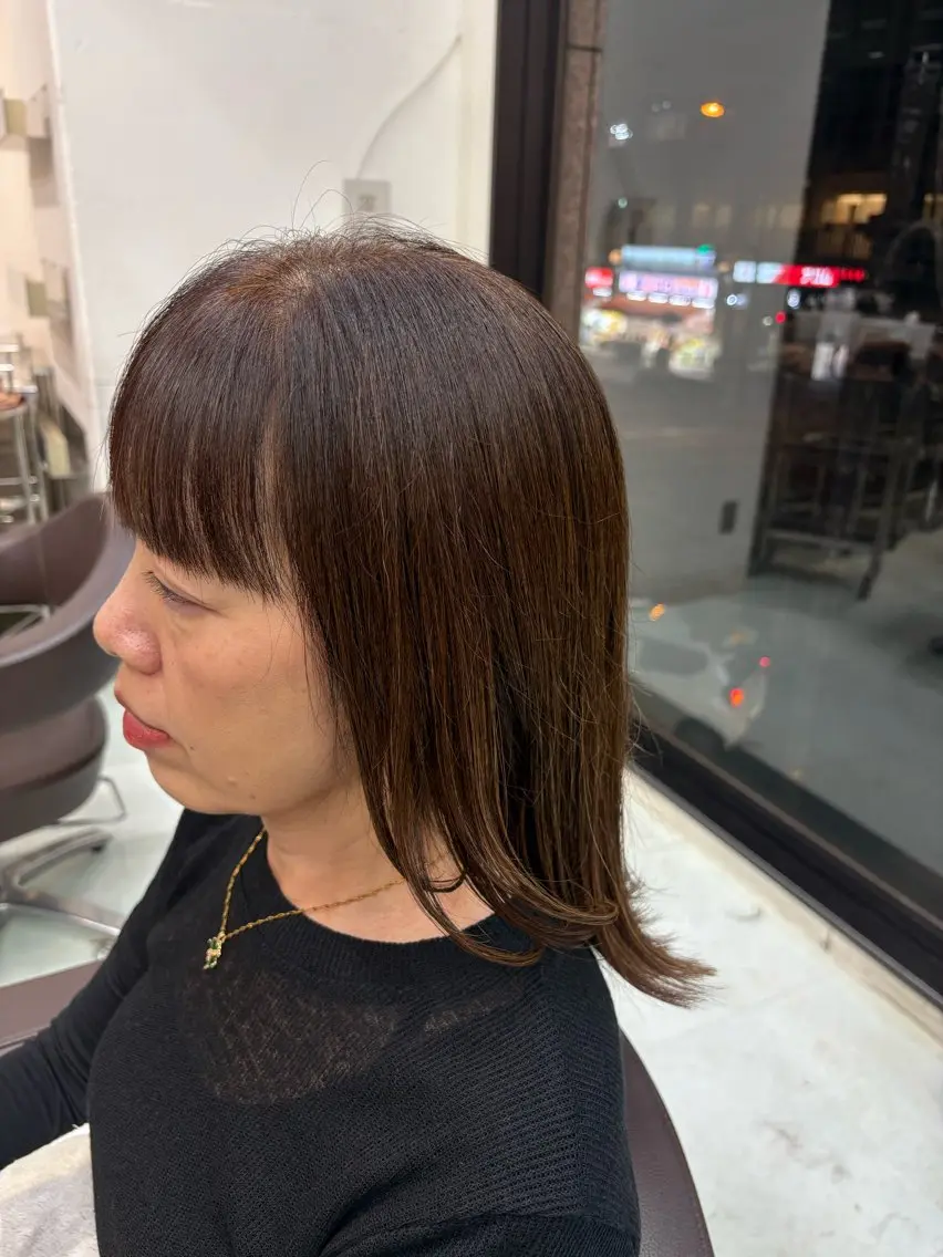 セミロング 顔まわりレイヤー 顔周りカット レイヤーカット WILL西宮野崎琴水 /透明感カラーのヘアスタイル