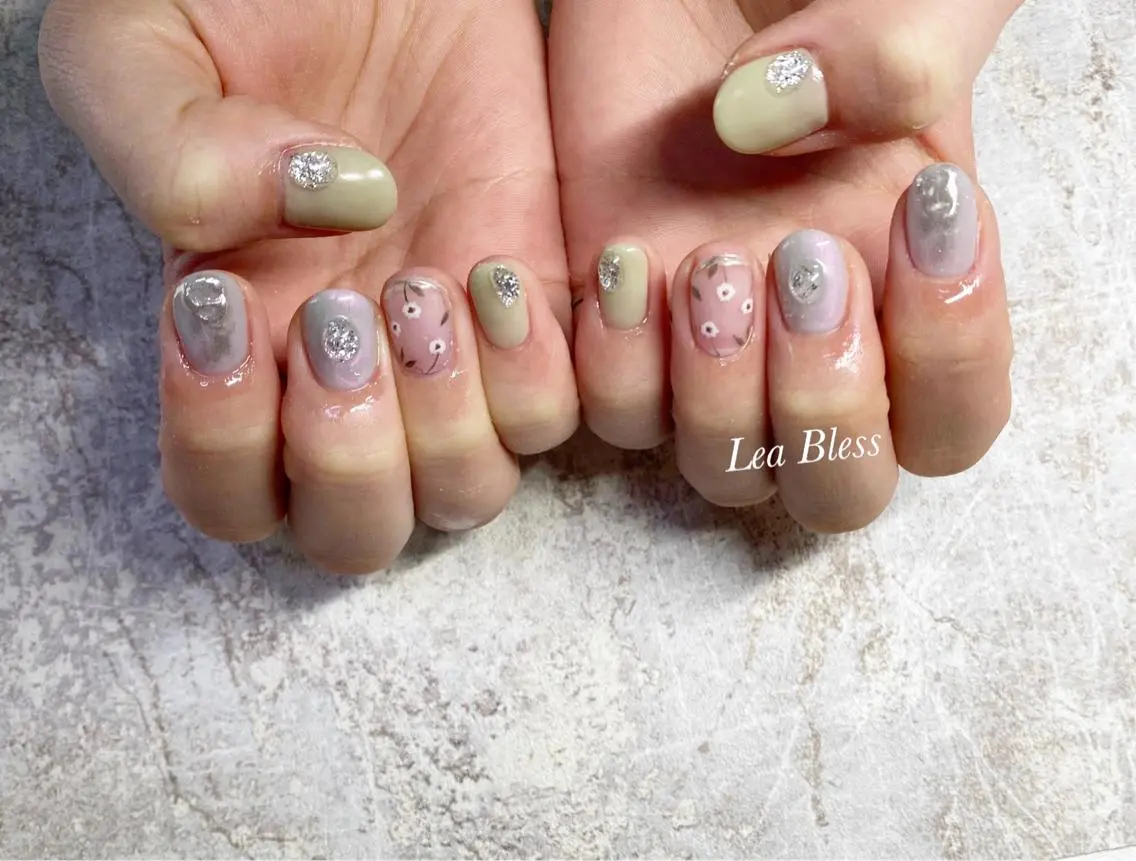 ネイル 春ネイル Lea Bless 河原町のネイルデザイン