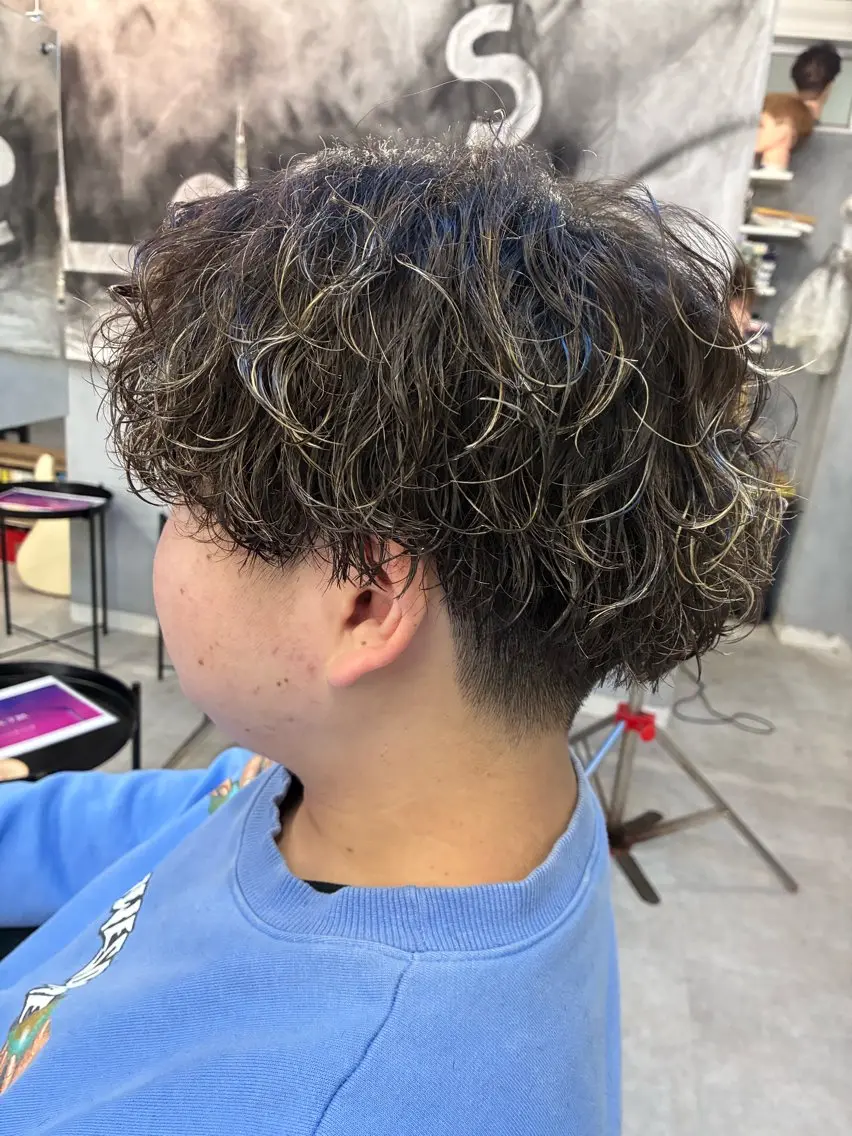 パーマ メンズ カット パーマ しゅんぴ〜 clan＆lossのヘアスタイル