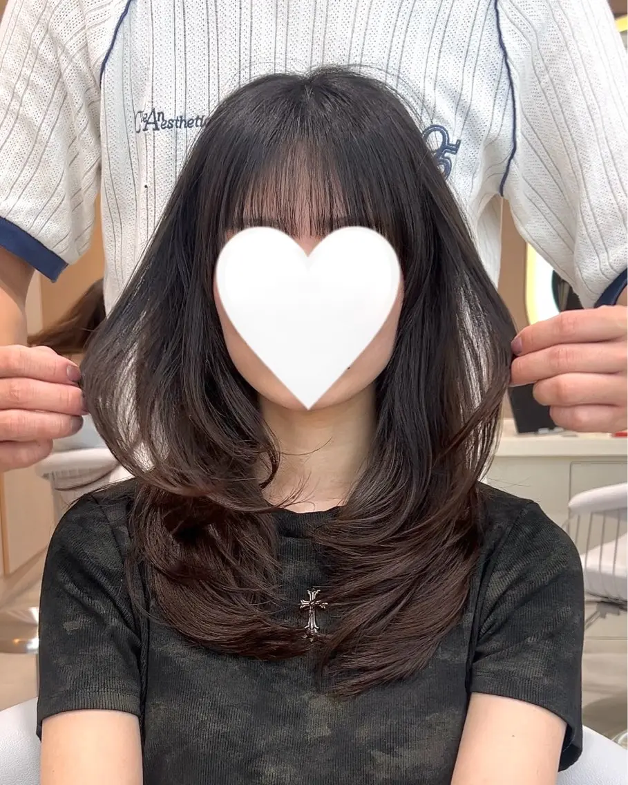 🚨1人限定ミディアムレイヤーカットスタイルになれるクーポン🚨 【必ず詳細お読みください】毛先3センチ切れる方🫶の写真